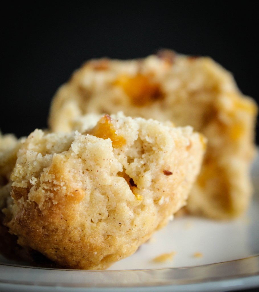 peach muffins