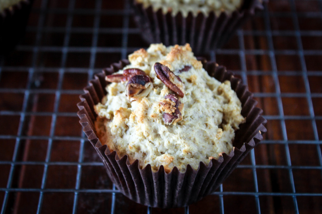 oatmeal pecan muffins
