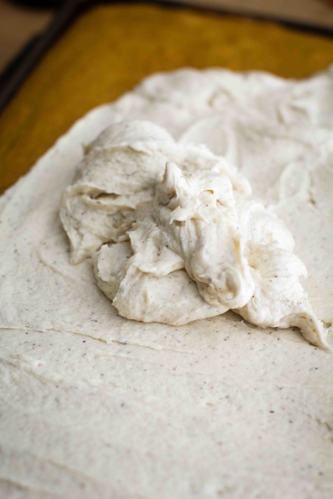 Brown Butter Cream Cheese Frosting || bakesinslippers.com