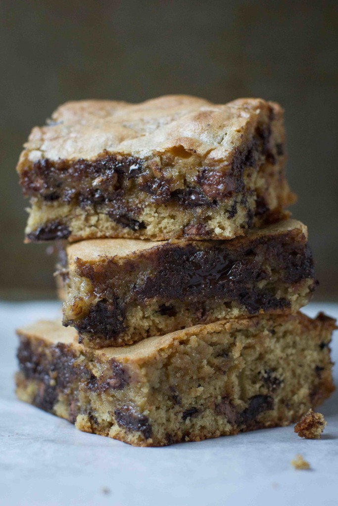 Salted Caramel Chocolate Chip Bars stacked || bakesinslippers.com